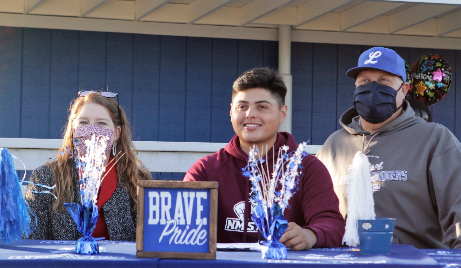 111220 Espinoza signs 23.JPG